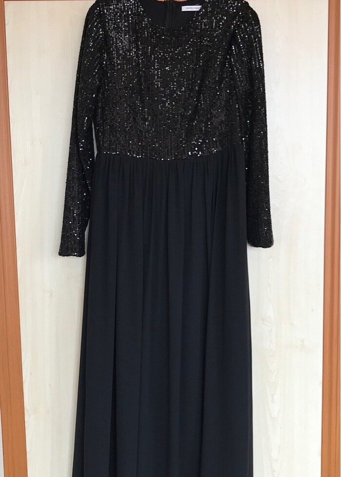 SİYAH PULLU ELBİSE - Görsel 2