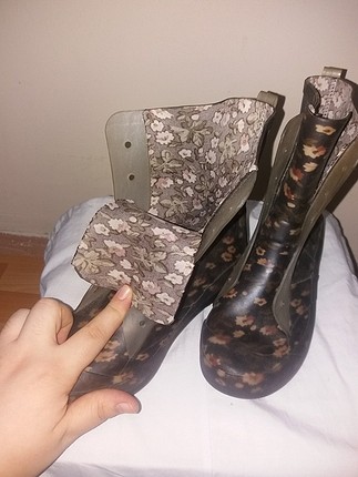 36 Beden Yağmur Botu