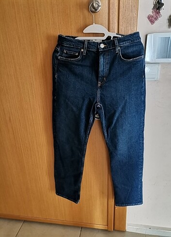 Mom Jean
