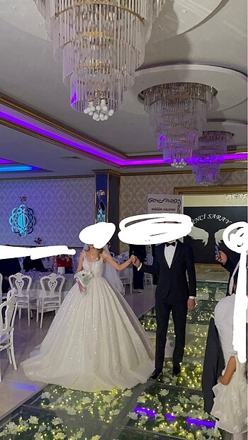 s Beden Kabarık gelinlik
