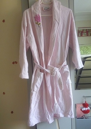 pembe bornoz