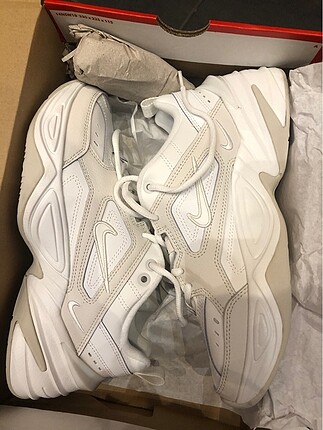 Nike m2k tekno