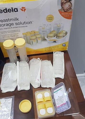 Medela süt sağma makinesi