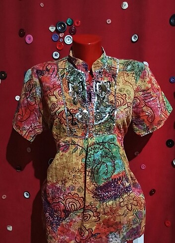 Kadın Retro Tarzı Pullu Boncuklu İşlemeli Gömlek 