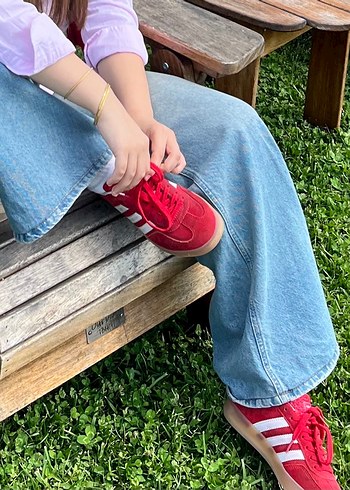 Adidas Kırmızı Adidas Gazelle Kadın Spor Ayakkabı