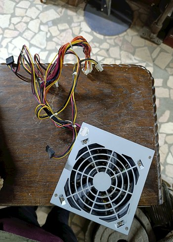 Pc psu güç kaynağı 300w - Görsel 2