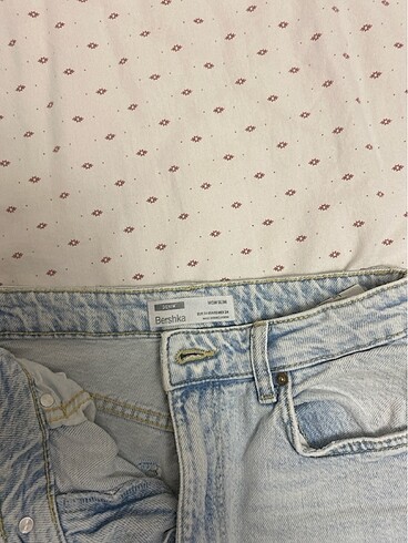 xs Beden bershka buz mavi jean