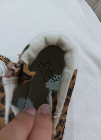 31 Beden Mango çocuk leopar ayakkabı