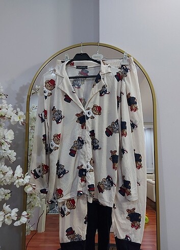Tedyy ayıcıklı pijama takımı