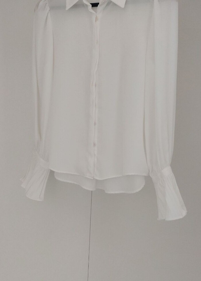 Beyaz gömlek  - Görsel 3