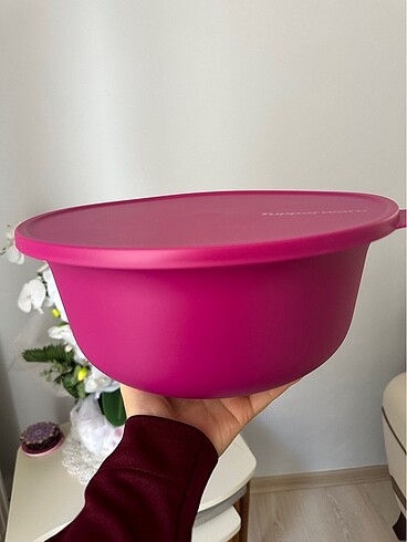Tupperware aloha