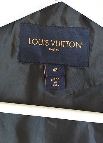 Louis Vuitton Yağmurluk 