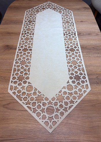 İşlemeli Beyaz Masa Koşucusu - Görsel 2