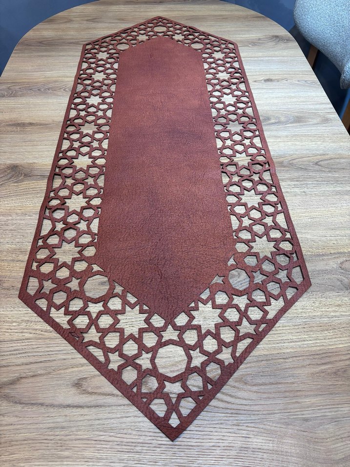 Bordo Nakışlı Süet Deri Masa ranner - Görsel 2