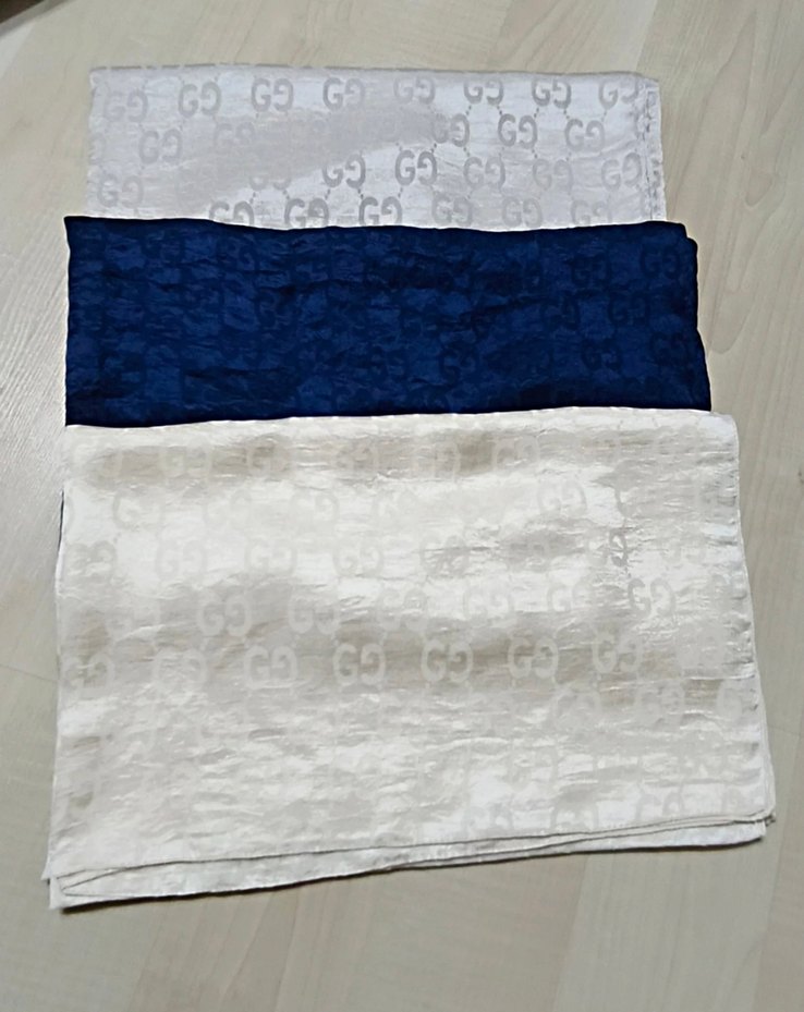 Beyaz Drapeli Kadın Şal - Görsel 3