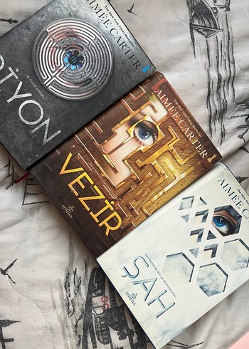 Amie Carter 3 Kitap Seti: Vezir, şah, piyon