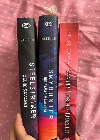 Marie Lu ve Elise Kova'dan 3 Roman Seti