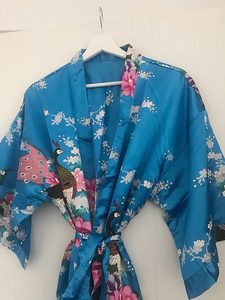 Renkli kimono