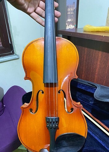 Kutusuz Keman