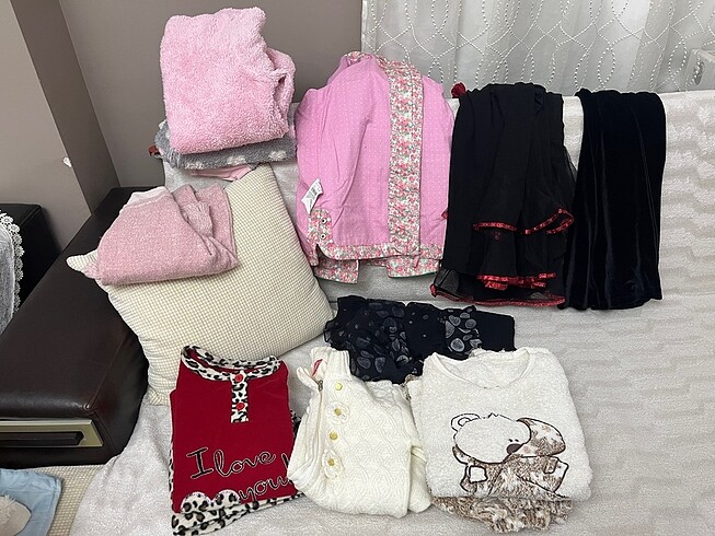 Karışık kıyafetler - Görsel 2