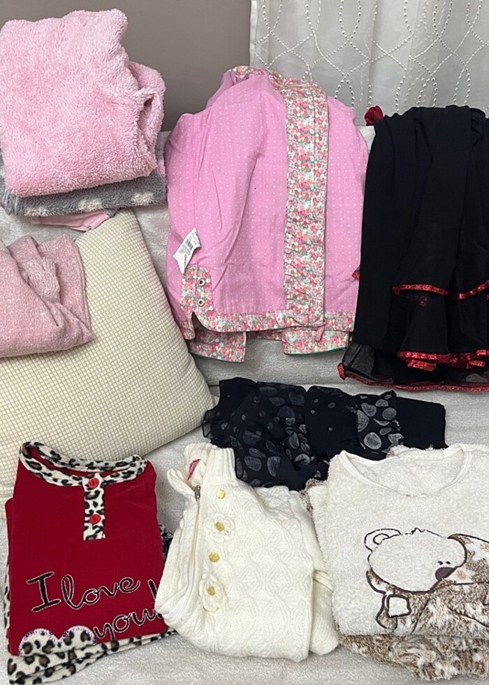 Karışık kıyafetler - Görsel 2