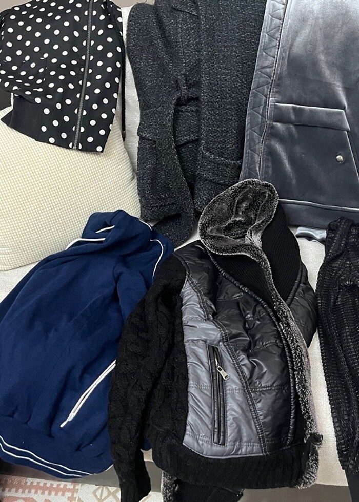 Karışık kıyafetler - Görsel 3