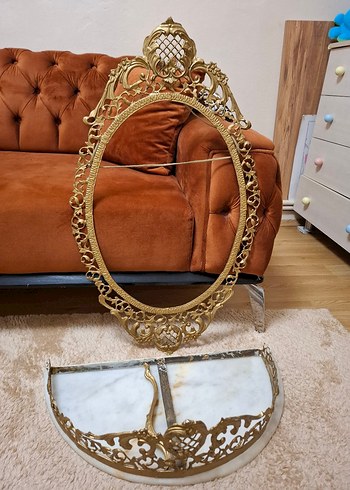 Altın Renk Oval Dekoratif Pirinç Ayna