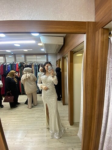 Pullu Abiye