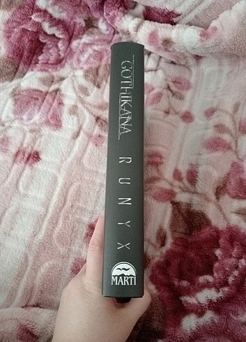 Gothikana ciltli kitap 
