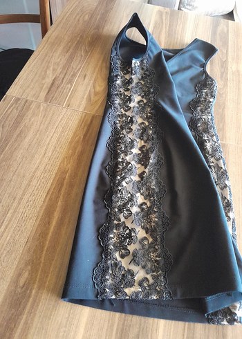 Dantel İşlemeli Siyah kısa Abiye Elbise