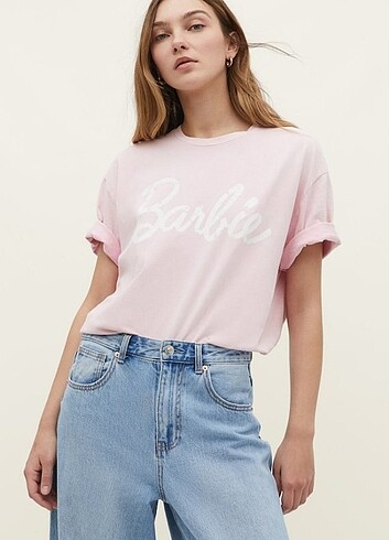 Stradivarius Barbie tshirt 