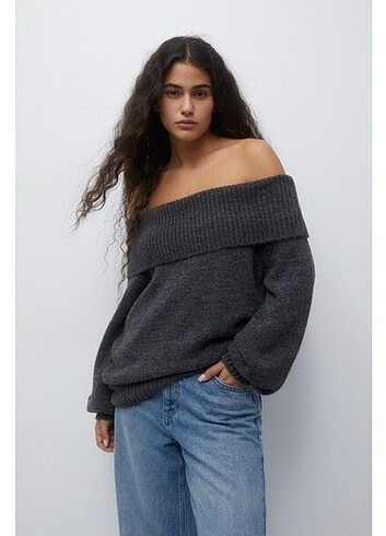 Pull&Bear Açık Omuzlu Triko Kazak 