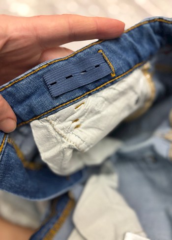 H&M Mavi Denim Bol Kesim Şort - Görsel 3