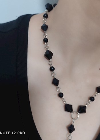  Beden Siyah Boncuklu Gotik Midi Kolye