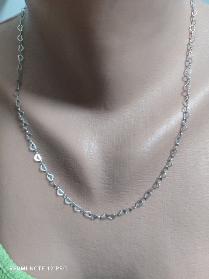 sırt dekolte  kolye ama 4 farklı kolye - Görsel 4