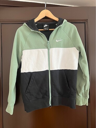 s Beden Nike kapşonlu fermuarlı ceket
