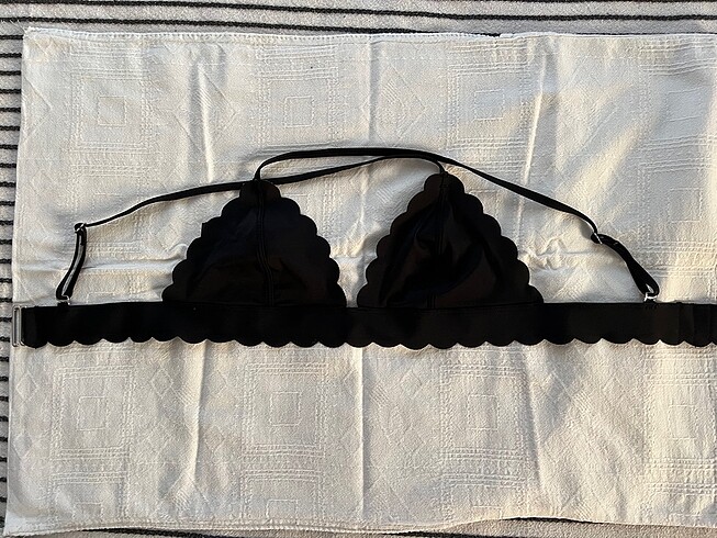 36 Beden siyah Renk H&M siyah bikini takımı