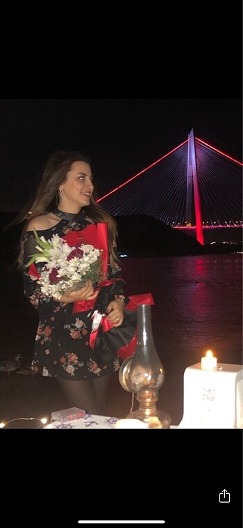 Kısa şifon elbise