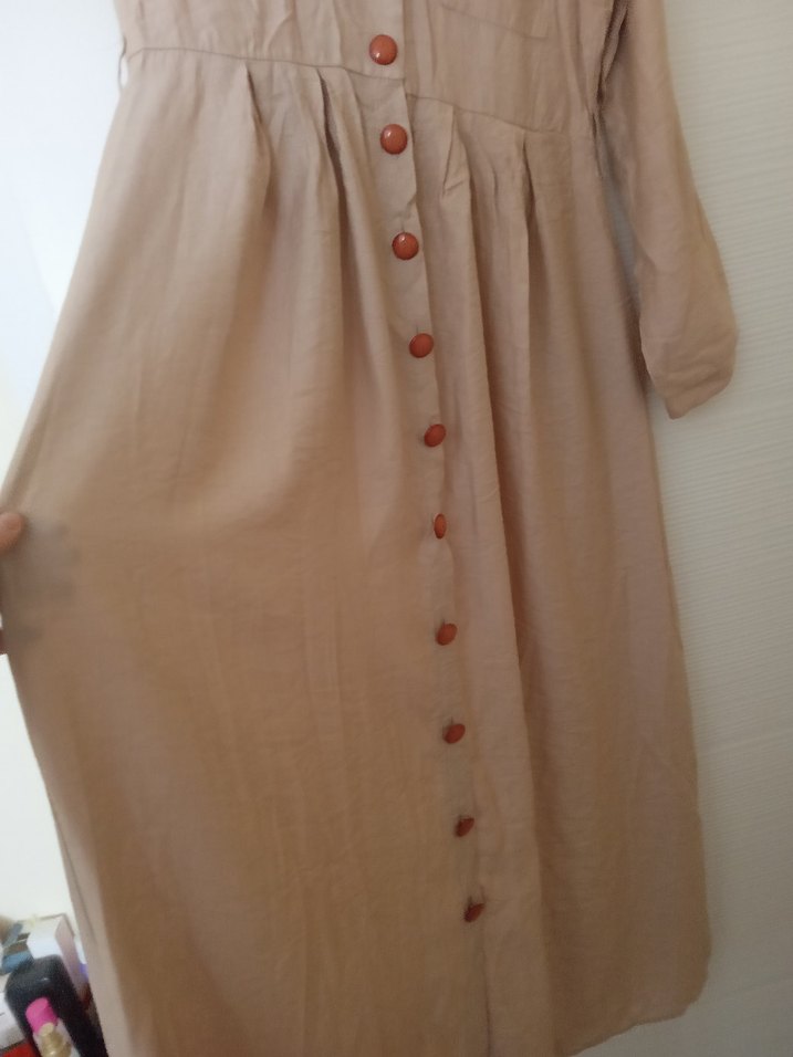Bej Düğmeli Uzun Keten Elbise - Görsel 5