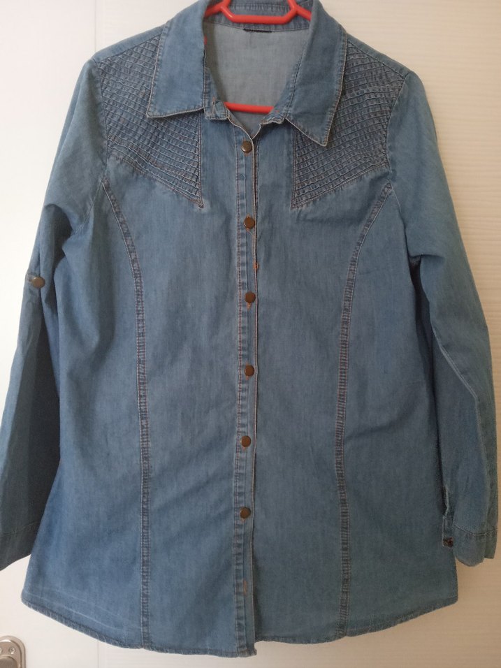 Düğmeli Mavi Denim Kadın Gömlek - Görsel 2