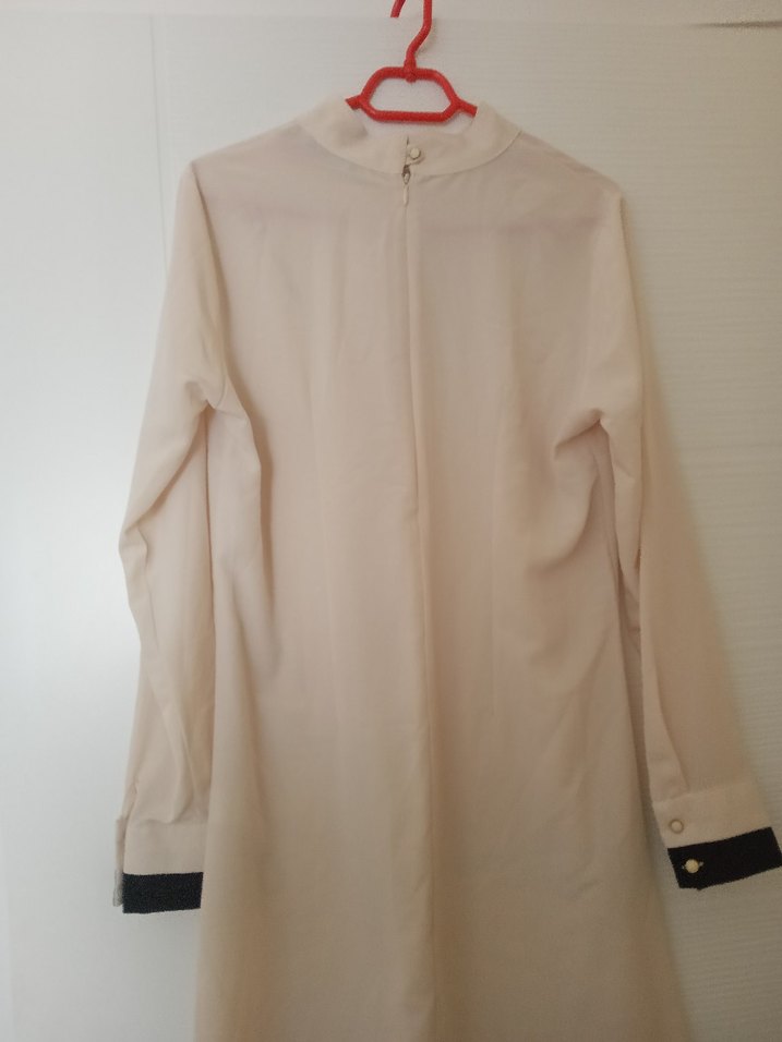 Krem rengi Yüksek Yaka Midi Kadın Tunik - Görsel 4