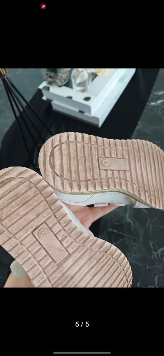 Kız Çocuk Beyaz Cırt Cırtlı  Işıklı Spor Ayakkabı - Görsel 5