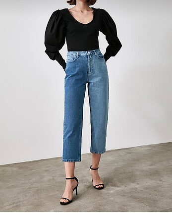 Trendyolmilla mavi renk bloklu jean