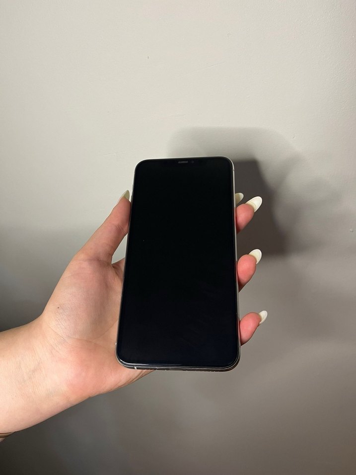 Beyaz iPhone akıllı telefon - Görsel 3