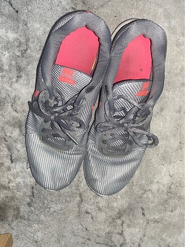 Nike spor ayakkabı