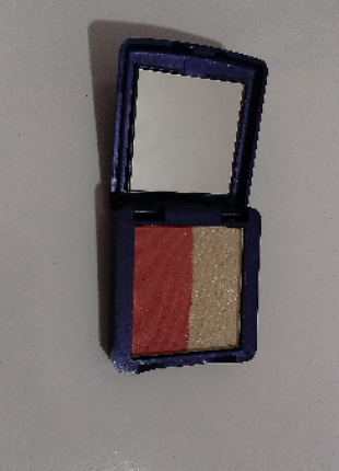 diğer Beden çeşitli Renk The One İlluSkin Allık / Luminous Peach + Oriflame Allık Fırçası