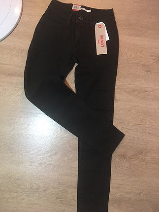 Levis Levi?s super skinny jean 24 beden