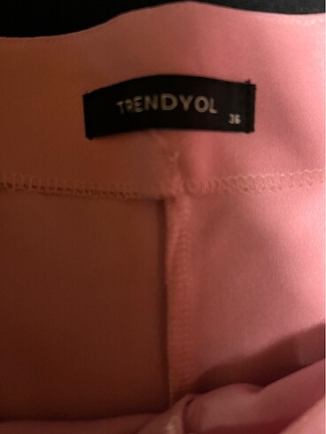 36 Beden trendyolmilla pembe sort etek