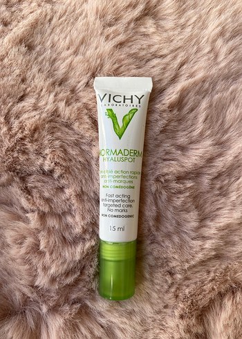 Vichy Normaderm Hyaluspot Hızlı Etkili göz kremi 15ml