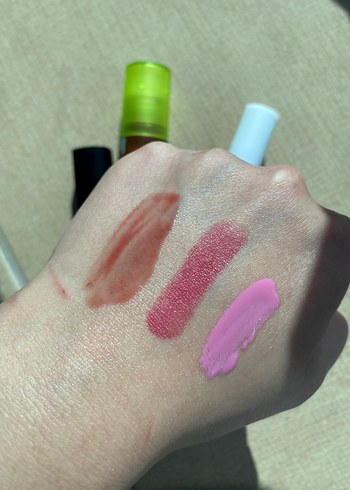  Beden H.OLA Pembe allık& beaulis gloss